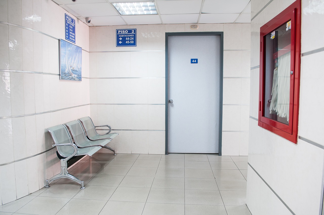 Sala de espera para exames ocupacionais